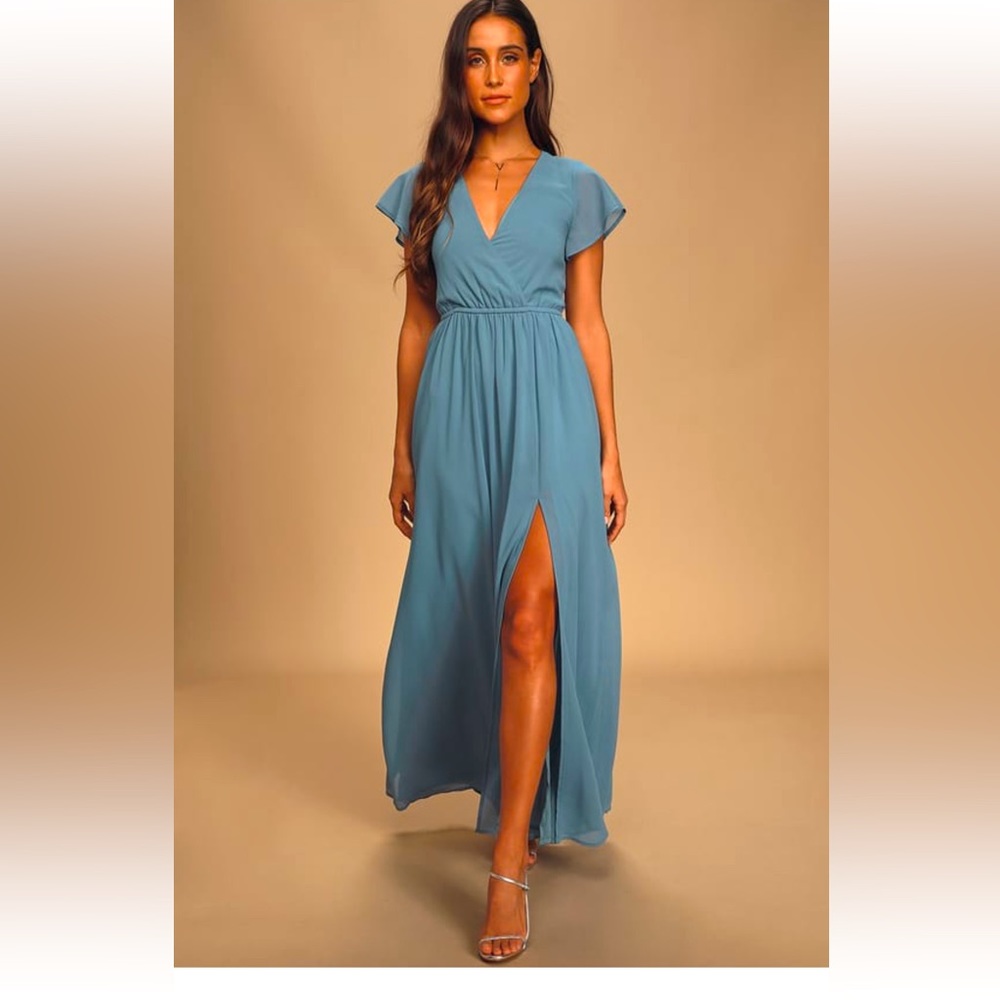 Lulus blue dress. NWT.